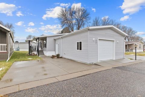3882 Killdeer Lane. Billings, MT 59106