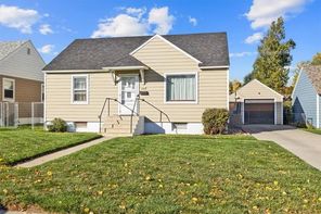 1229 Ave E (Plan Unknown)