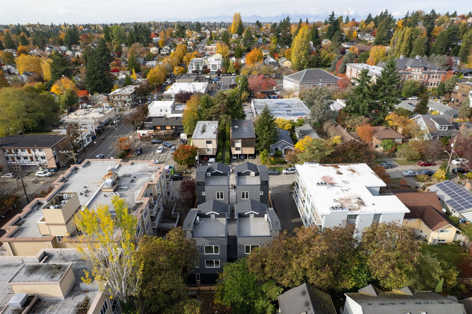 Ashworth por Ashworth en Seattle-Bellevue Washington