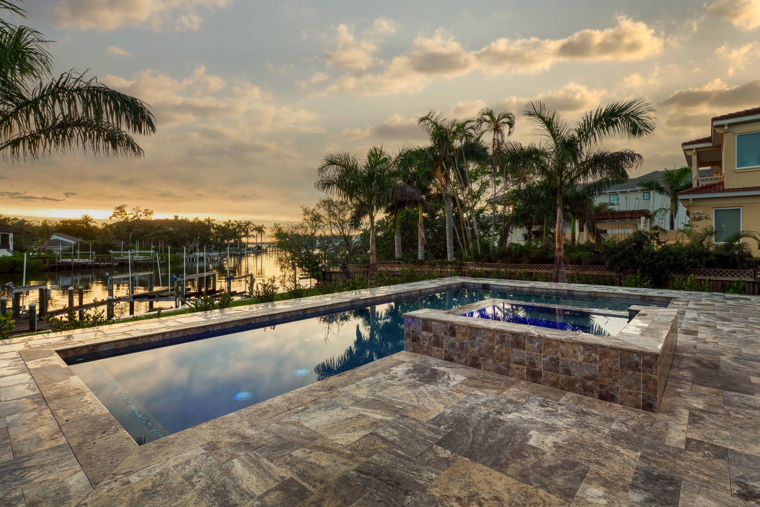 Heritage Builders por Heritage Builders Of West Florida, LLC en Sarasota-Bradenton Florida