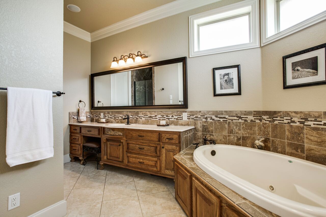 casa en B&J Custom homes por B&J Custom homes