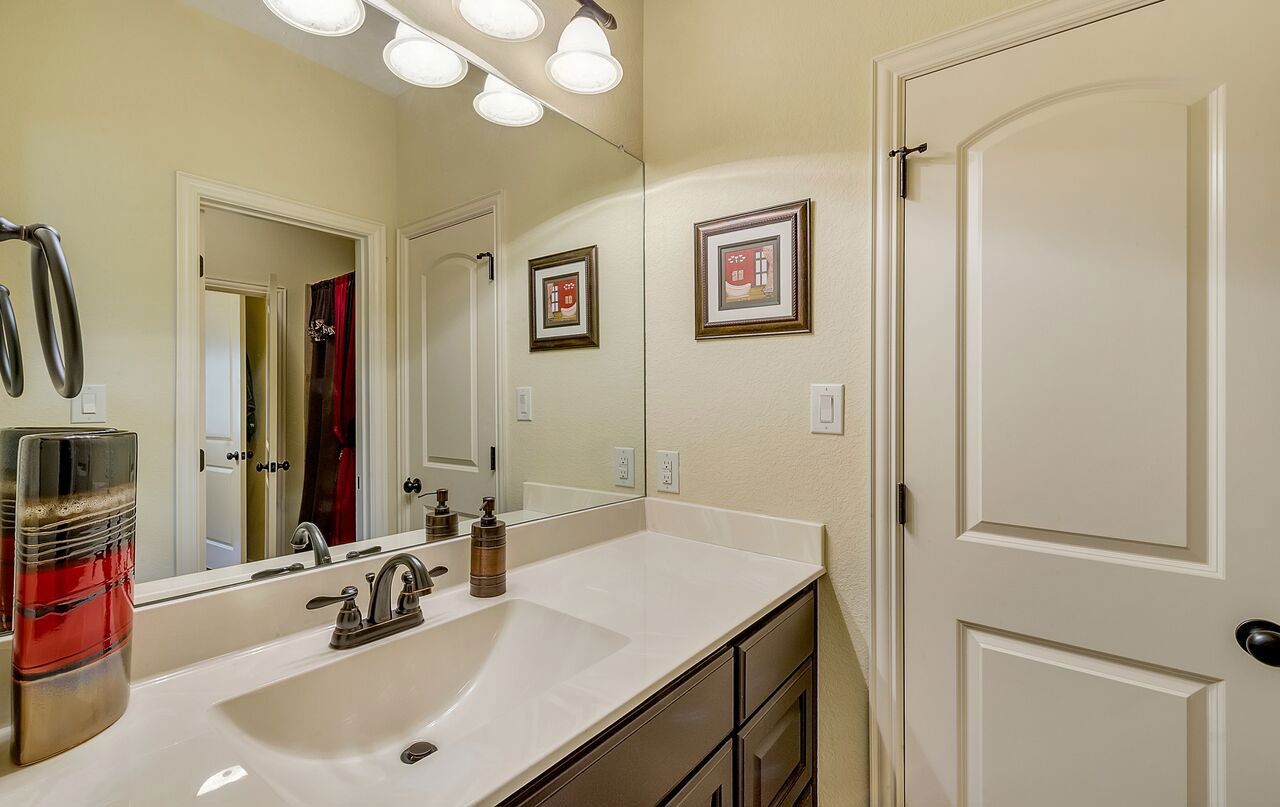 casa en B&J Custom homes por B&J Custom homes