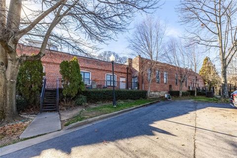 1400 Stone Road. Bishop, GA 30621