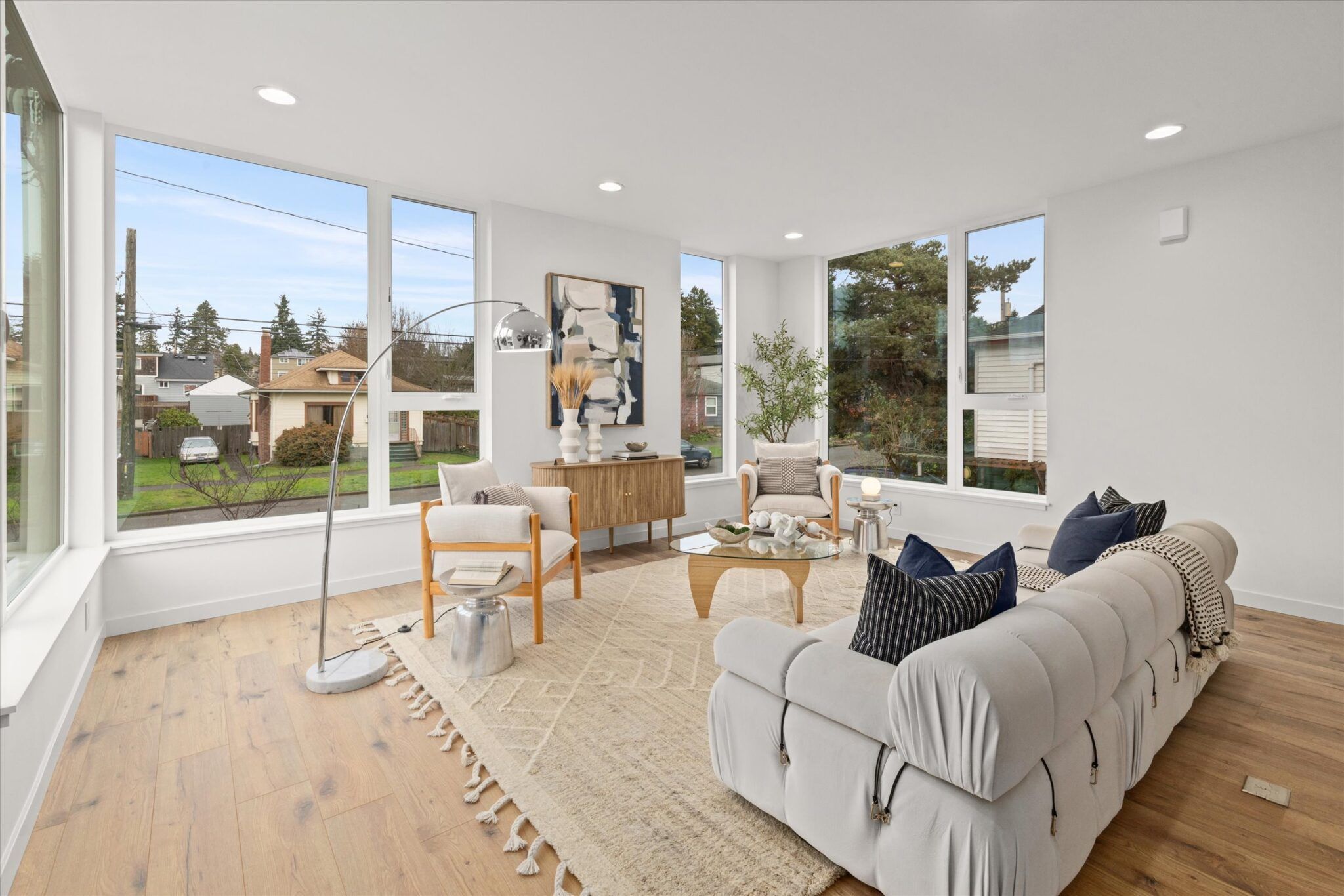 West Woodland Ballard por Mirra Homes, LLC en Seattle-Bellevue Washington