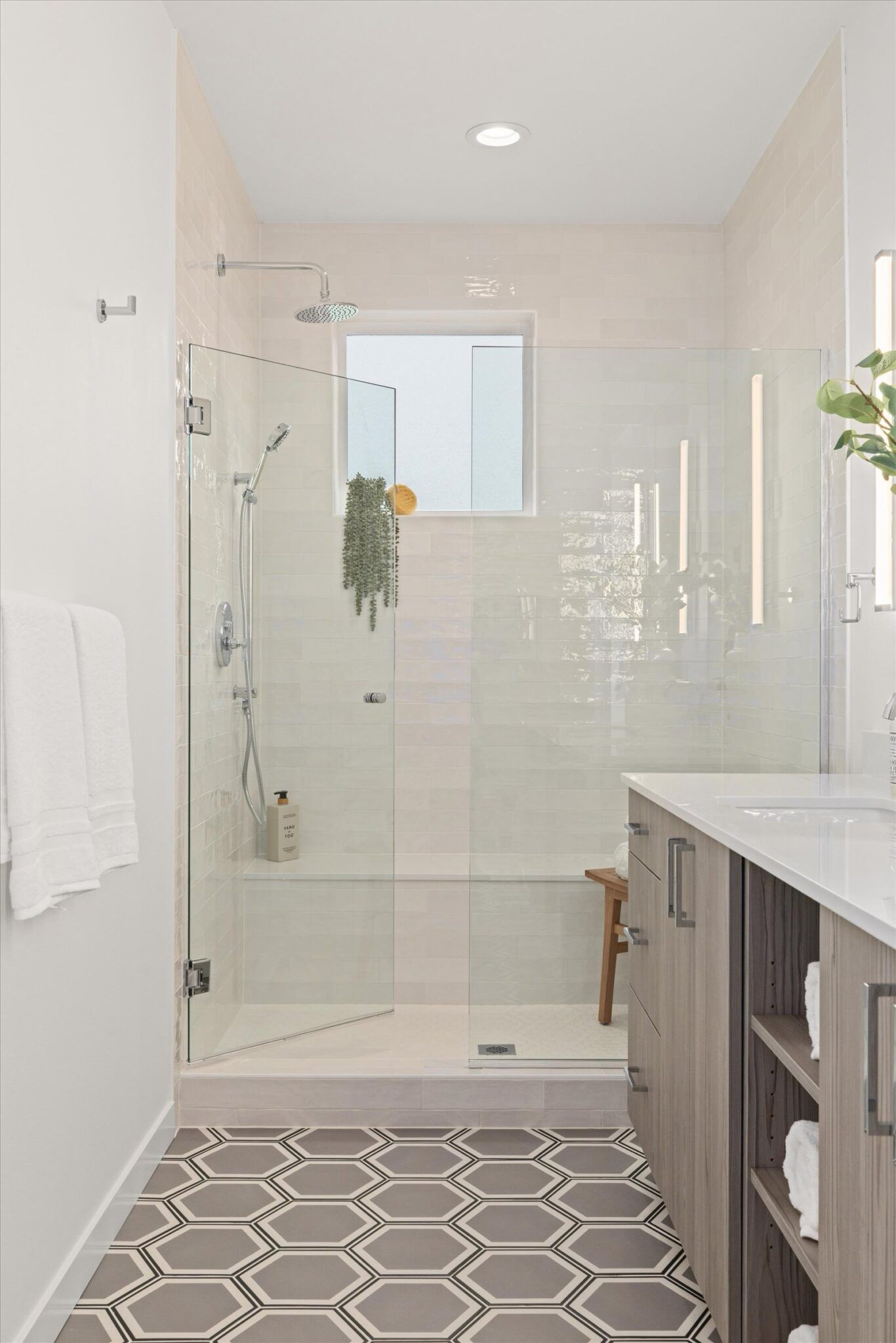 West Woodland Ballard por Mirra Homes, LLC en Seattle-Bellevue Washington