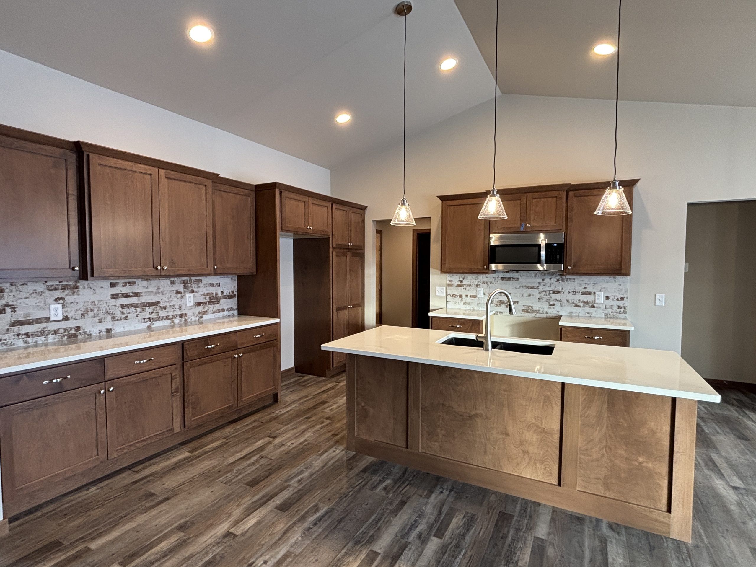 2188 Creeksedge Cir. Ashwaubenon, WI 54115