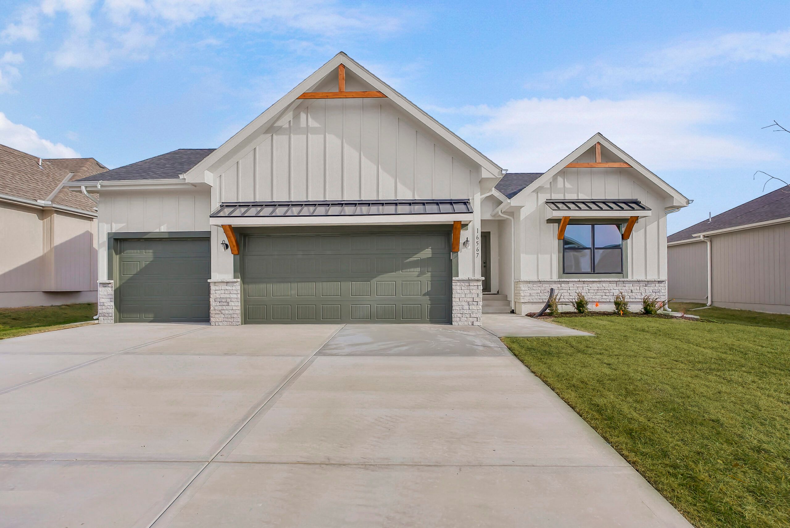 350 Sw Longview Boulevard. Lees Summit, MO 64081