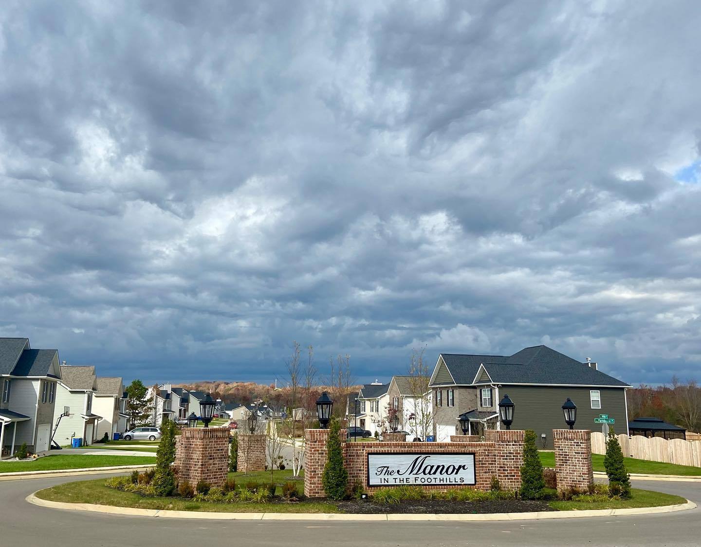 Manor IN The Foothills