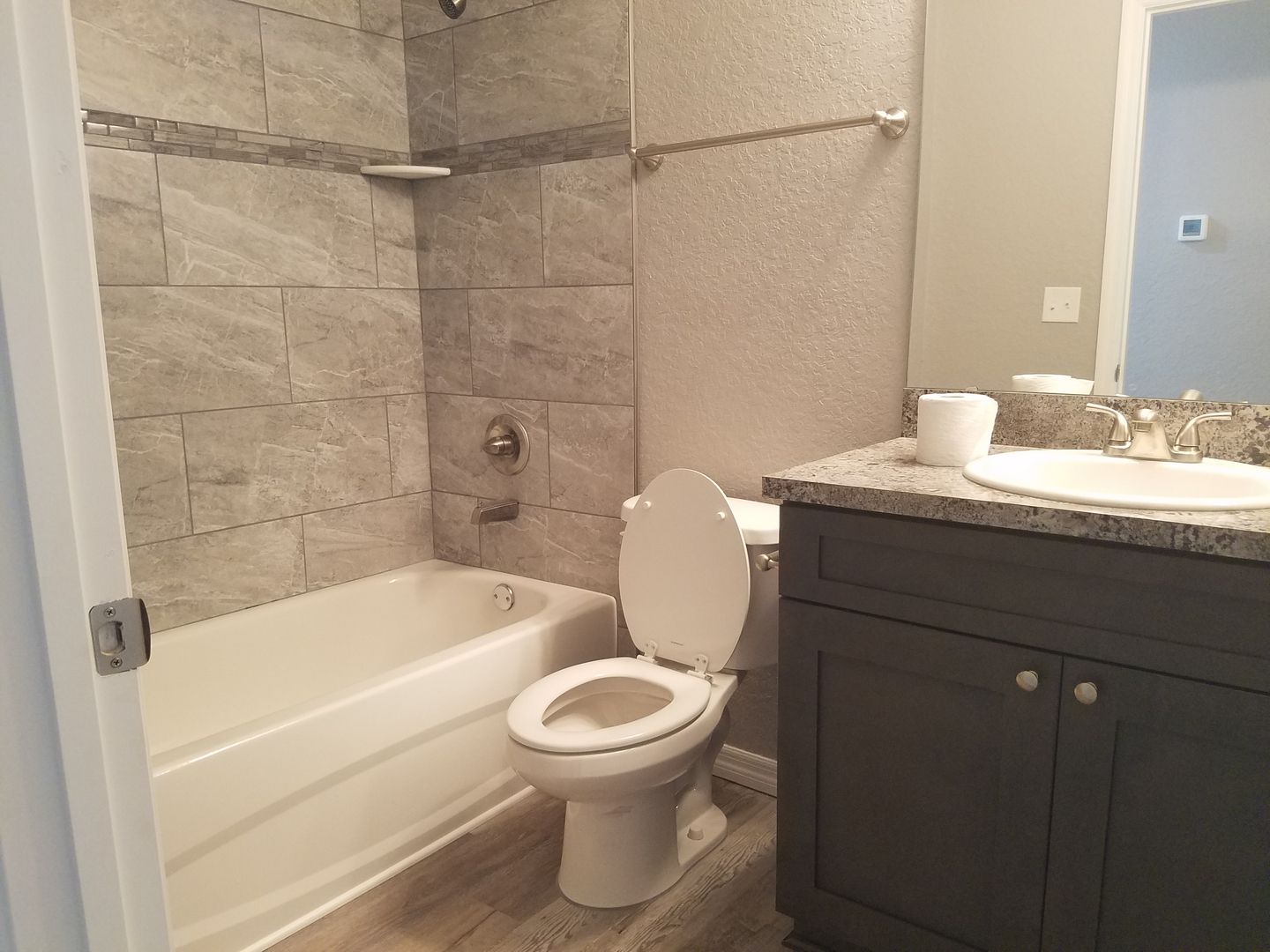 casa en Eagle Building Contractors LLC por Eagle Building Contractors LLC