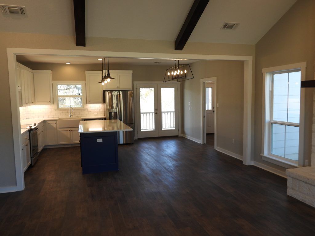 casa en Hill Country Classics Custom Homes por Hill Country Classics Custom Homes