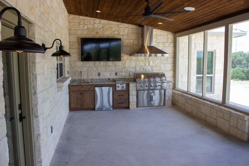 casa en Hill Country Classics Custom Homes por Hill Country Classics Custom Homes