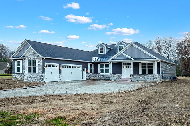 Greenquest Homes por Greenquest Homes en Cleveland Ohio