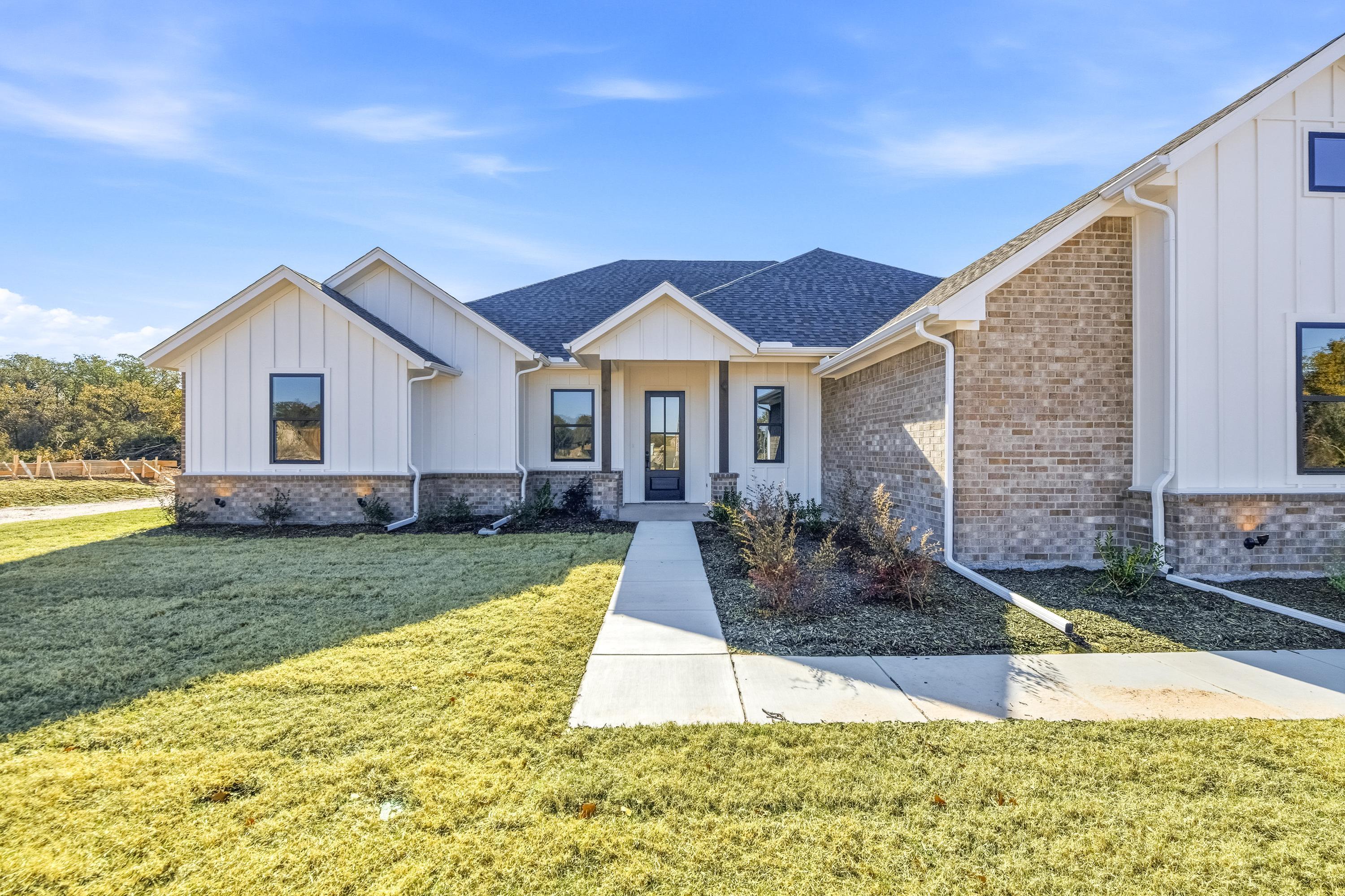 casa en 151 RJ Smith por McBee Homes