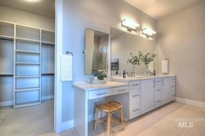 555 Century Ave Middleton (Plan Unknown)