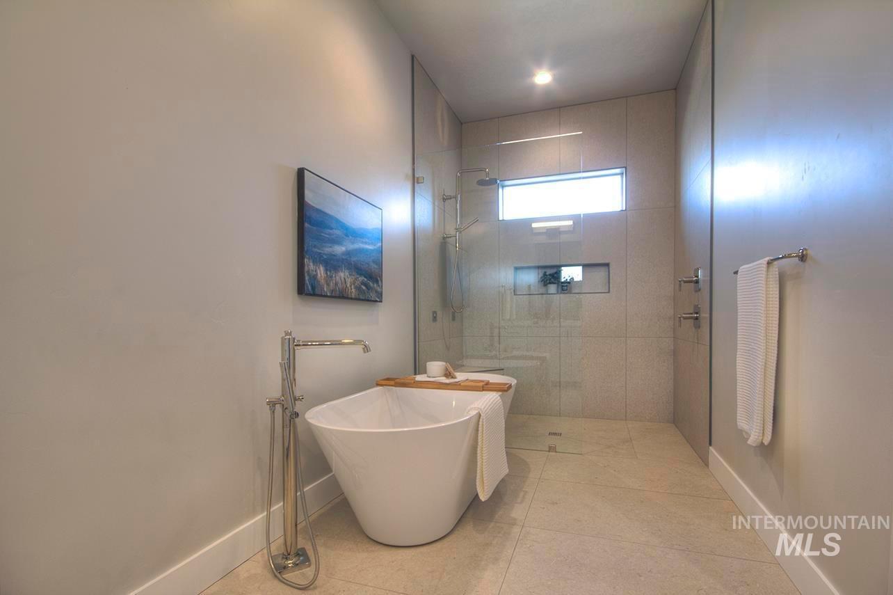 555 Century Ave Middleton. Middleton, ID 83644