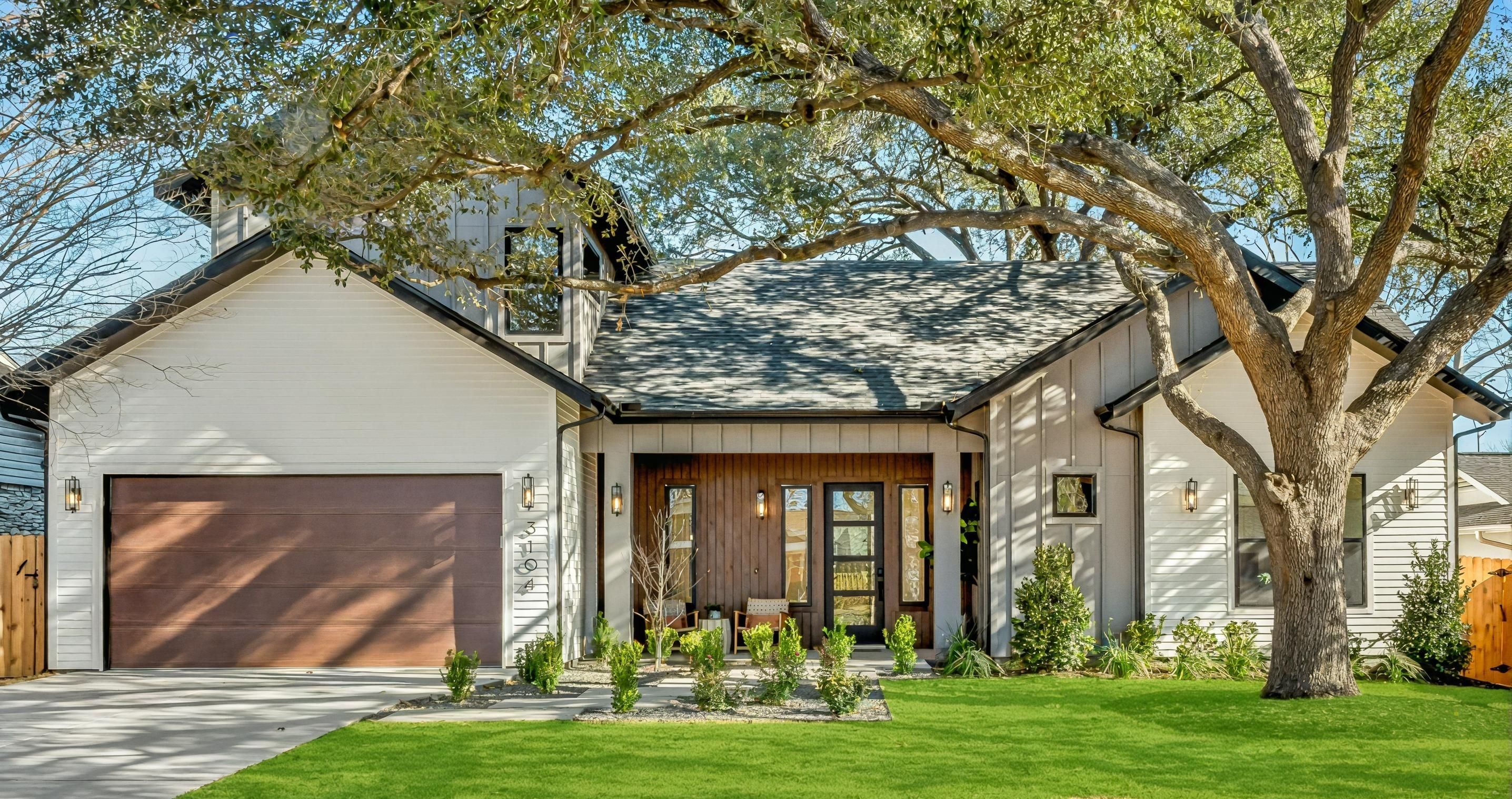 3104 Pinecrest Drive. Austin, TX 78731