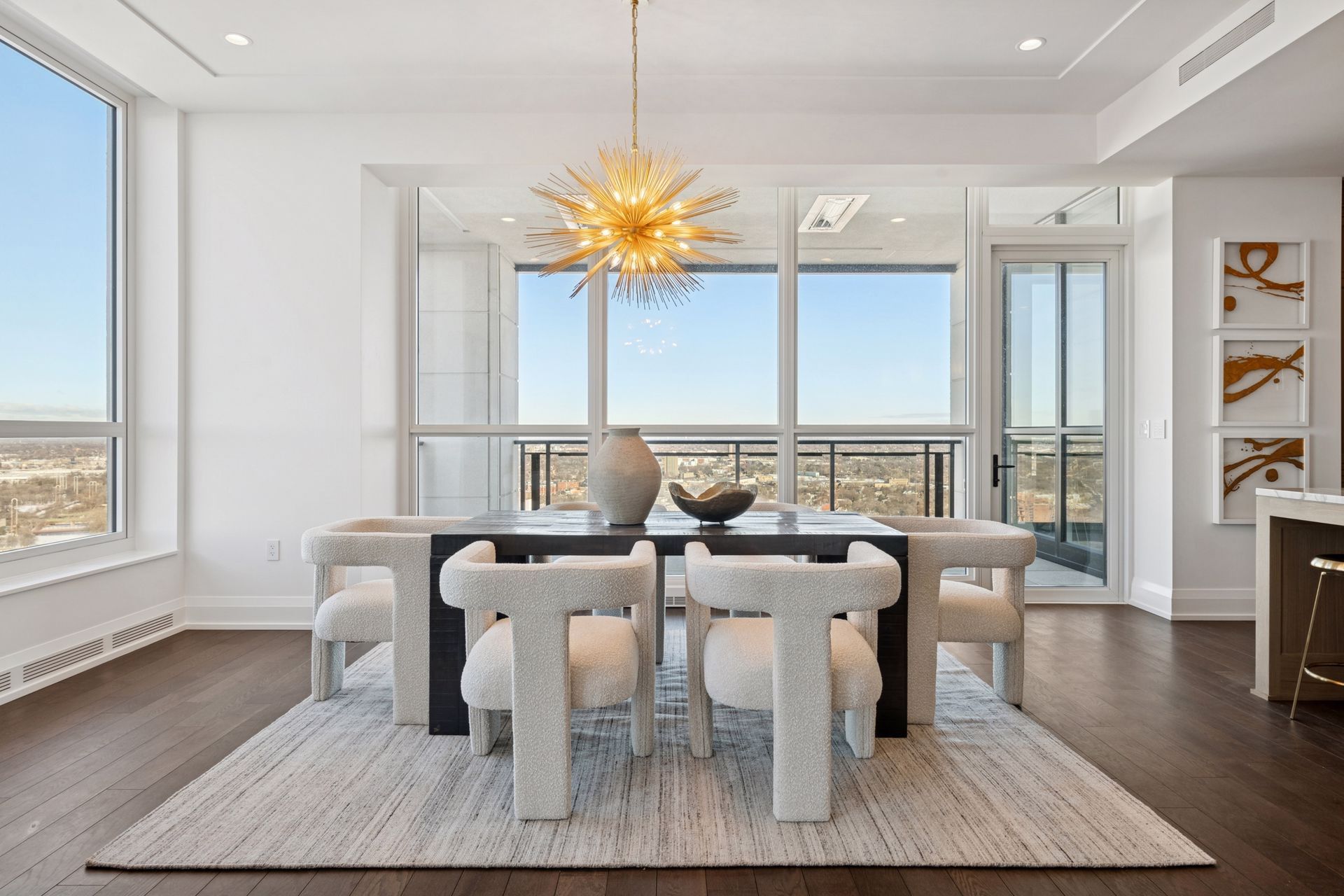 Eleven por Eleven en Minneapolis-St. Paul Minnesota