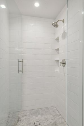 Unit 14 E (Plan Unknown)