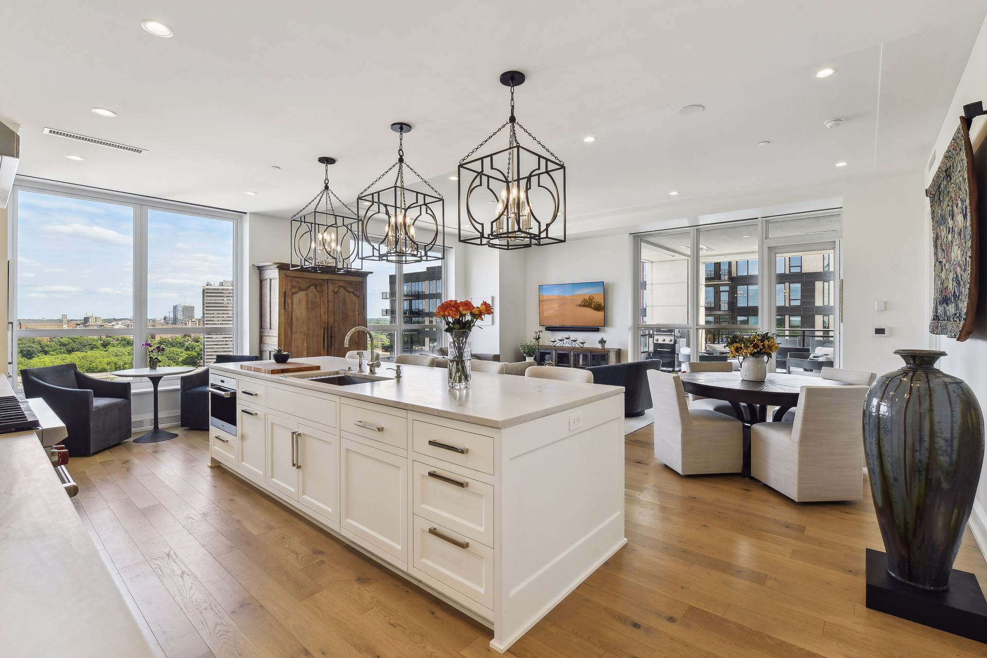 Plan Unknown - Eleven: Minneapolis, Minnesota - Eleven