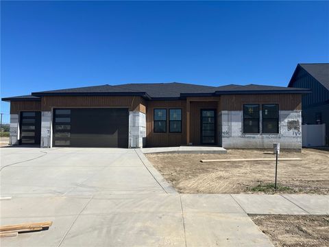 6328 Tawny Bluff. Billings, MT 59106