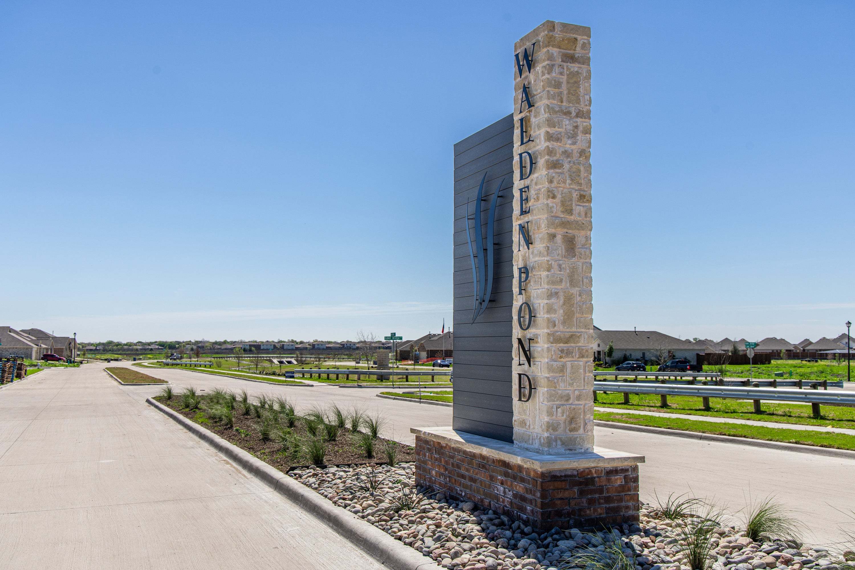 casa en New Construction Homes IN Forney TX At Walden Pond por RockWell Homes