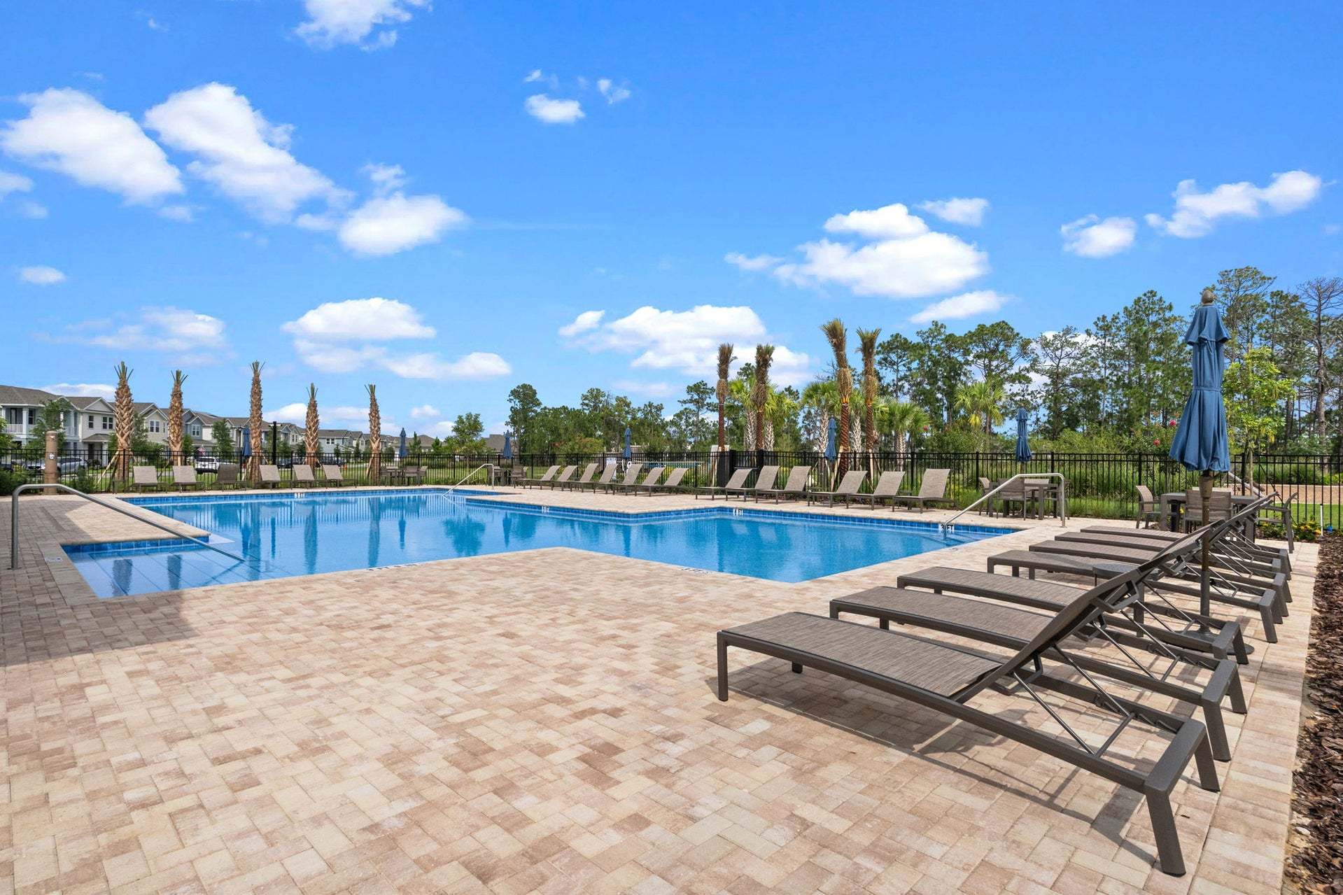 casa en Harvest At Ovation por RockWell Homes