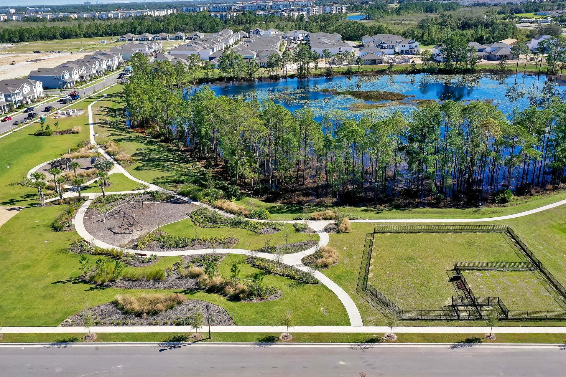 casa en Harvest At Ovation por RockWell Homes