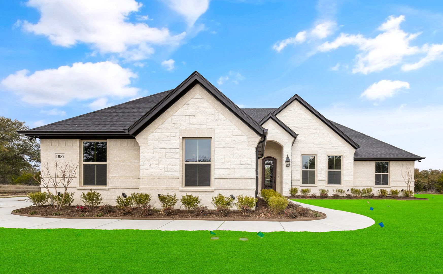 900 Explorer Ln. Granbury, TX 76049