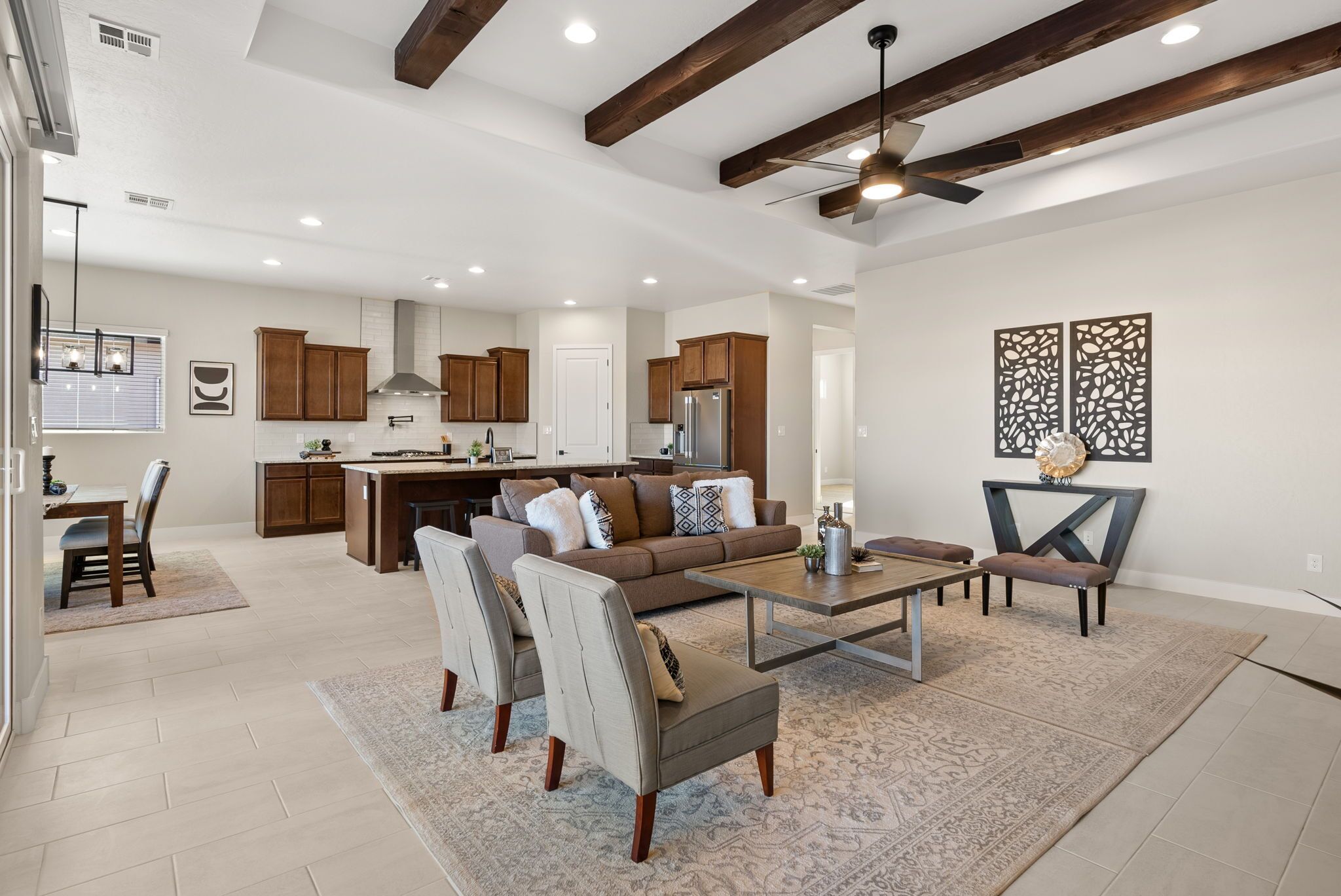 casa en Lomas Encantadas 1F por Amreston Homes