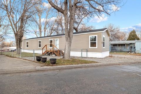 11 Queen Victoria. Billings, MT 59106
