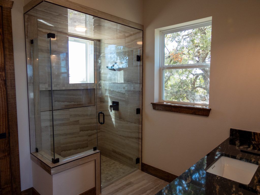 casa en Hill Country Classics Custom Homes por Hill Country Classics Custom Homes