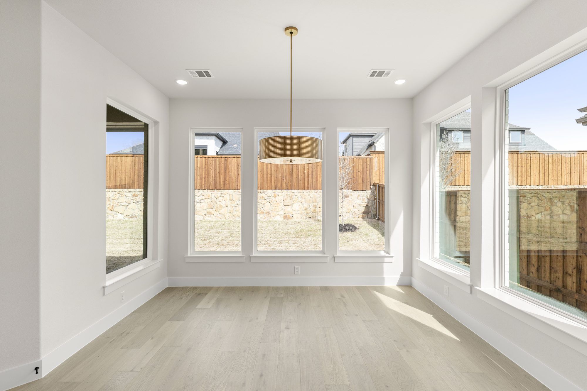 Starview por Tradition Homes en Dallas Texas