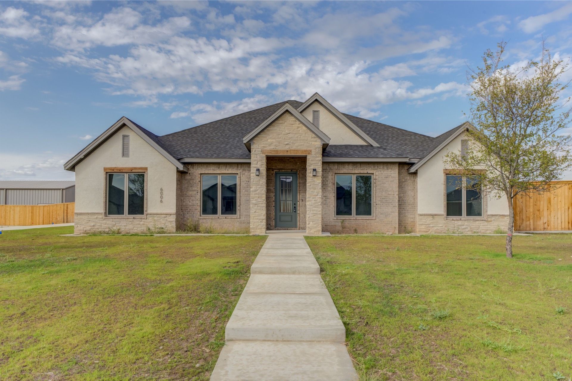 casa en Odyssey Homes por Odyssey Homes