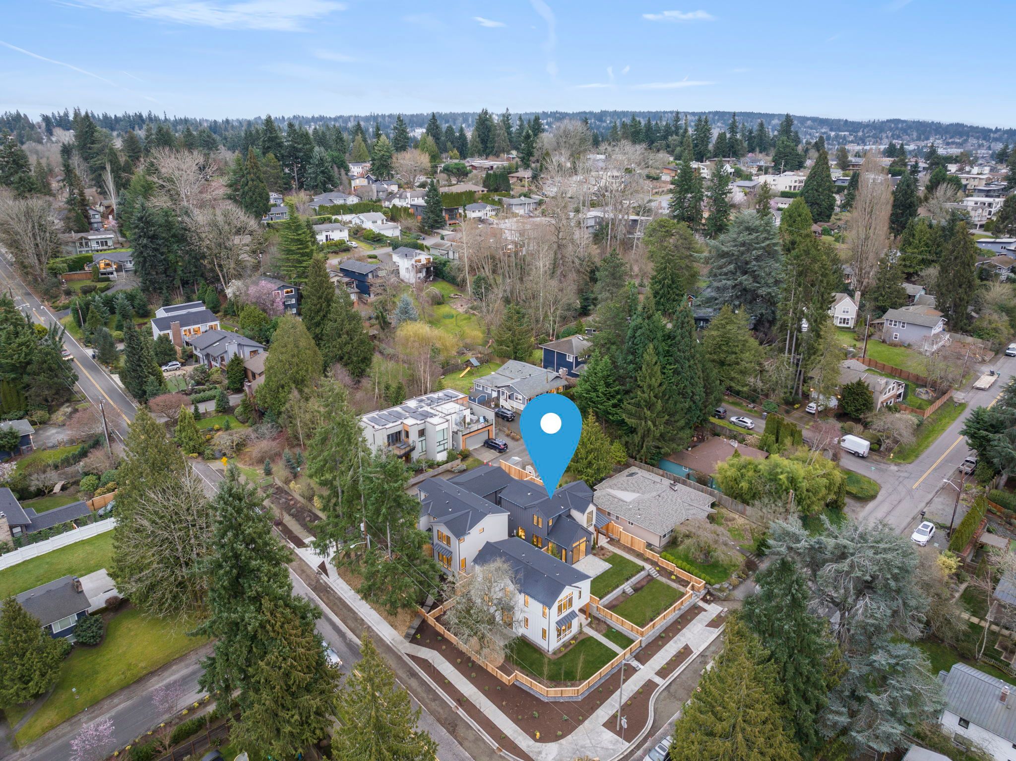 casa en Kirkland Cottages por Mirra Homes, LLC