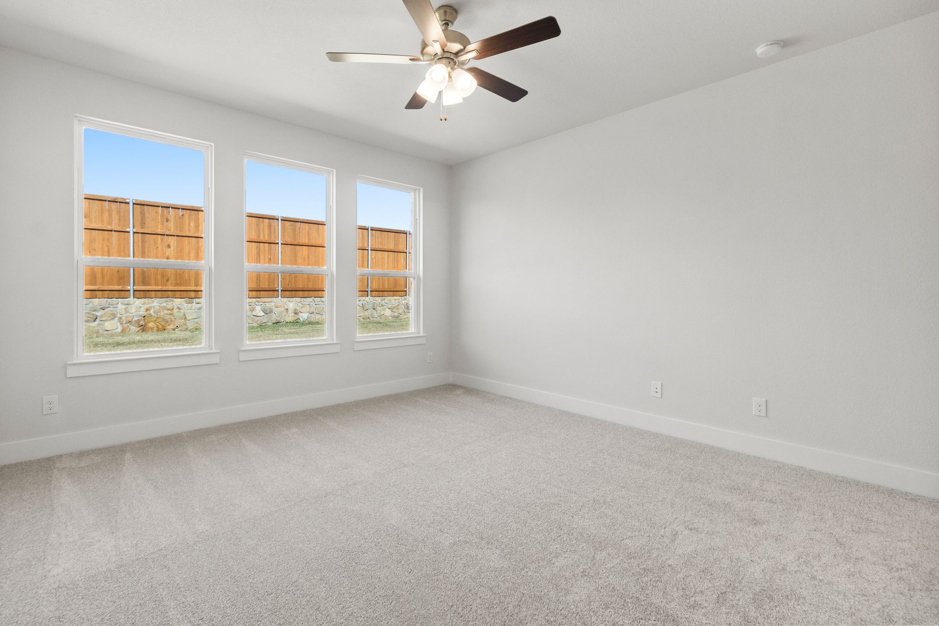 Lyons Crest Estates - Garland, TX