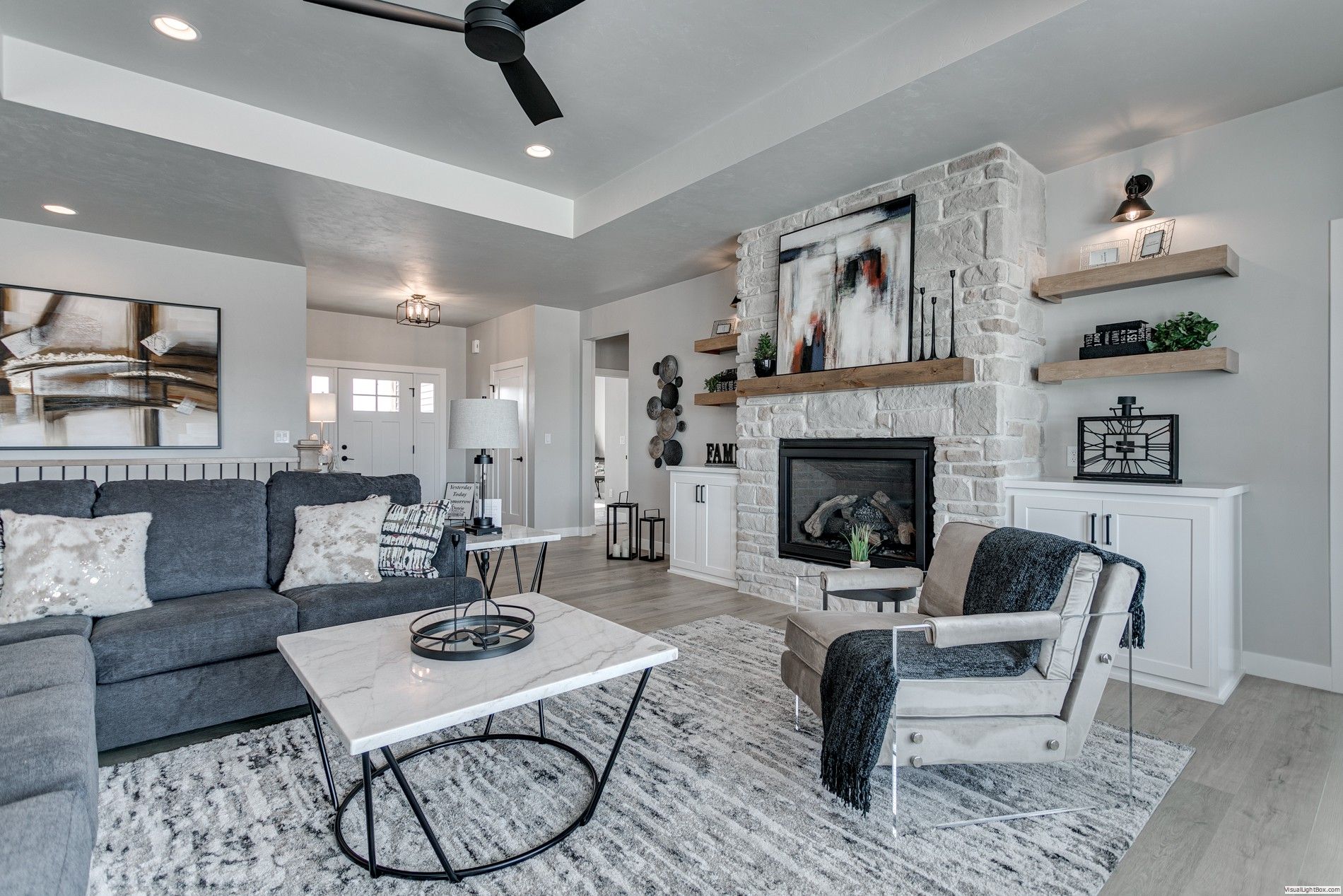 casa en Detrie Builders, Inc. por Detrie Builders, Inc.
