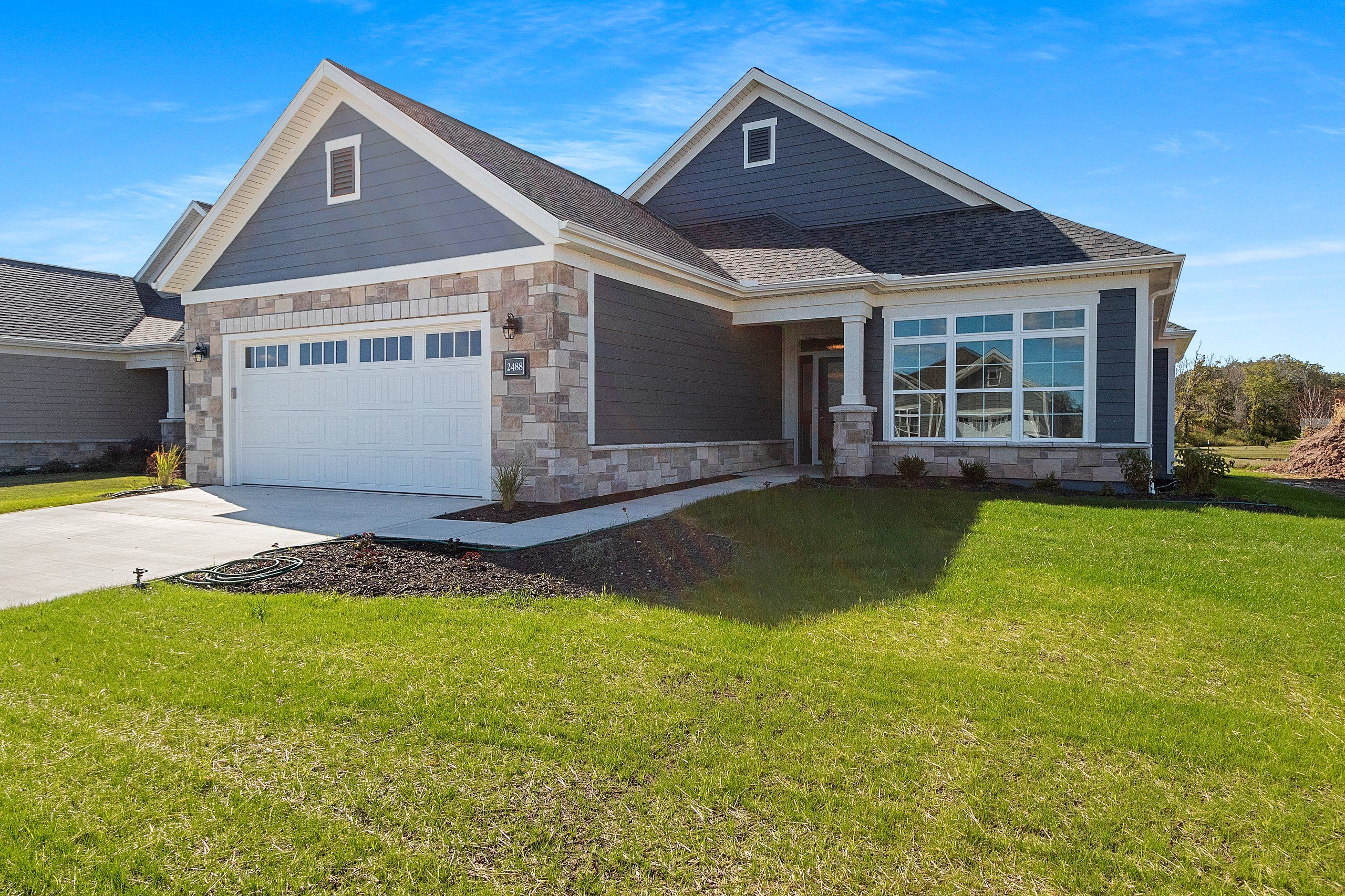 Apple Ridge por Apple Tree Homes en Appleton-Oshkosh Wisconsin