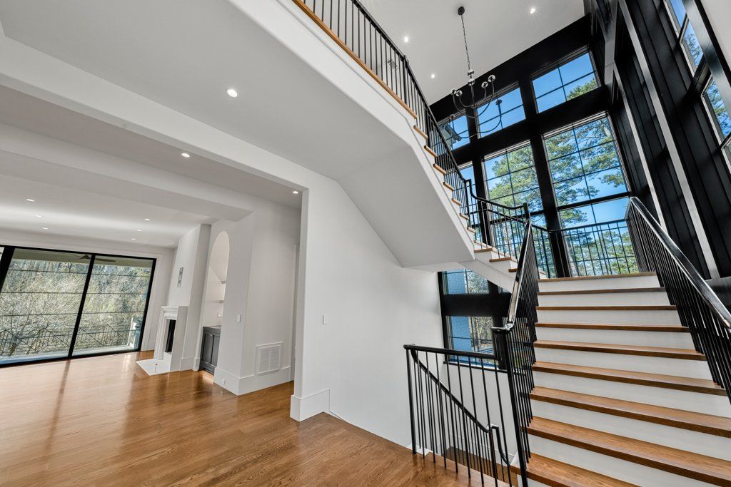 469 Emily Reed Lane Atlanta. Atlanta, GA 30342