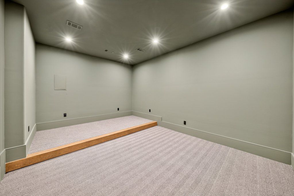 469 Emily Reed Lane Atlanta. Atlanta, GA 30342