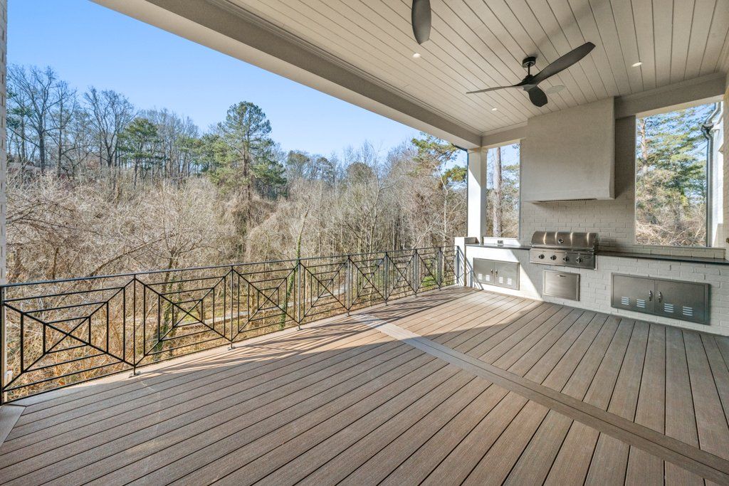 469 Emily Reed Lane Atlanta. Atlanta, GA 30342
