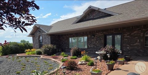 7623 N Leopard Avenue. Billings, MT 59106