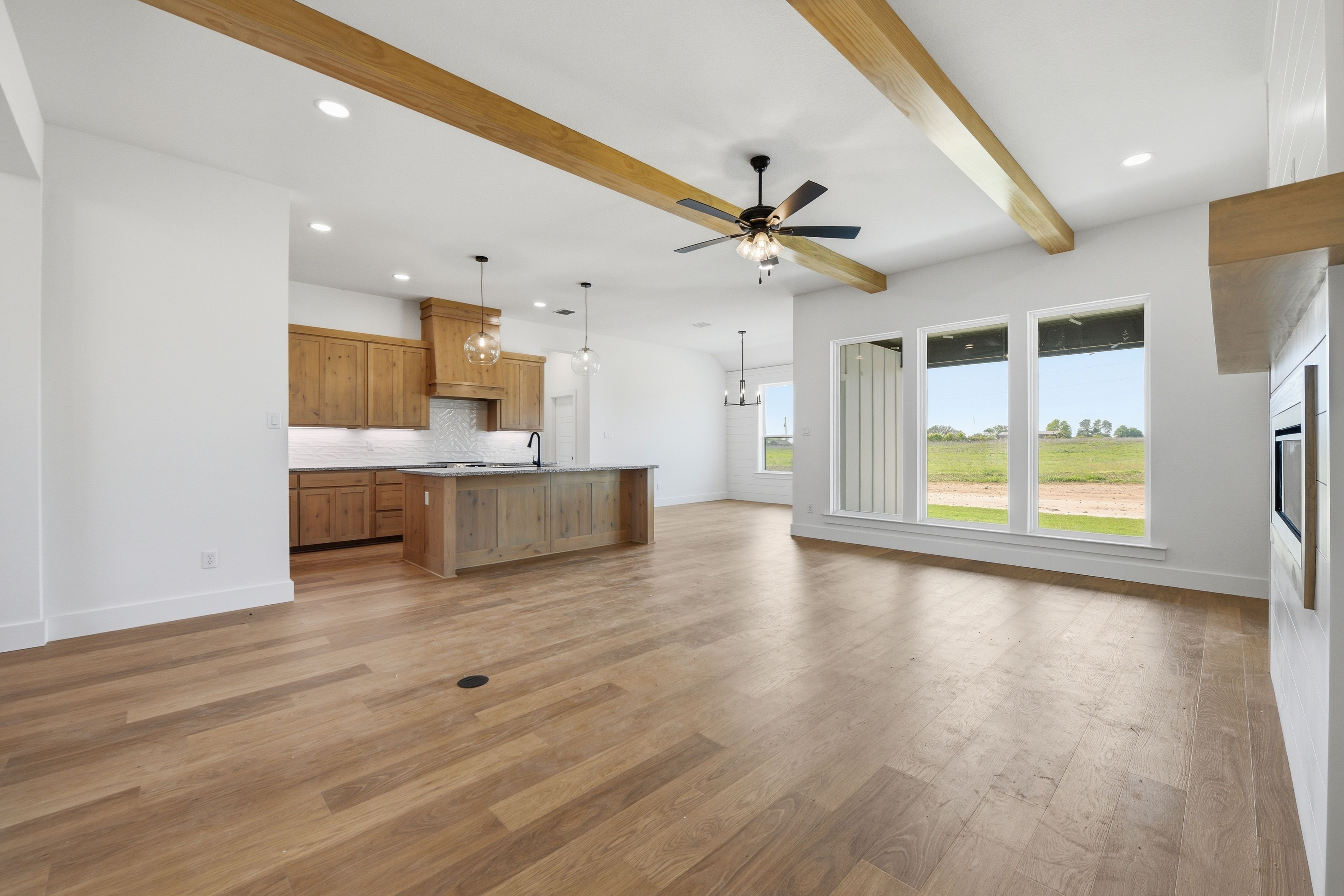 casa en Mcbee Homes 1012 Katie CT por McBee Homes