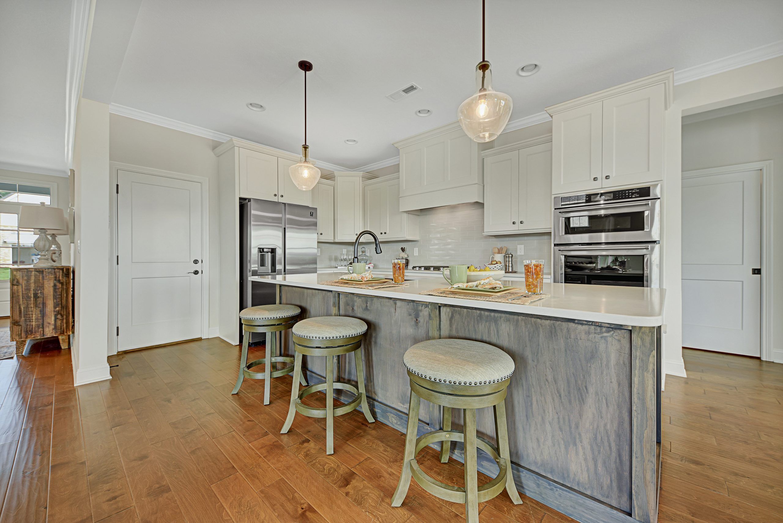 casa en Meadows ON Mcfee por Saddlebrook Properties