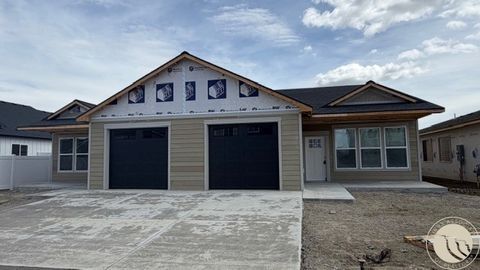 1129 Buffalo Crossing Drive. Billings, MT 59106