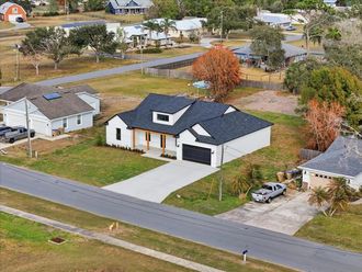 casa en Bracy Builders por Bracy Builders