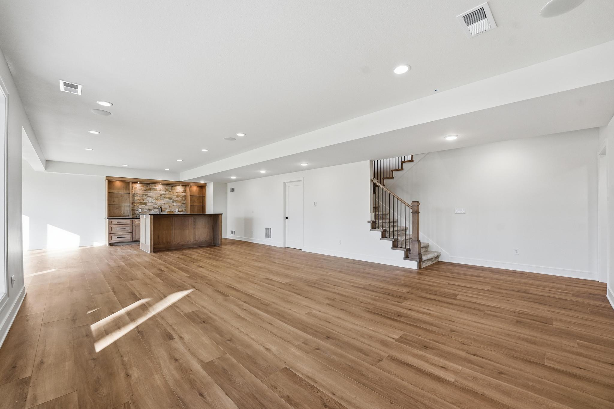 4300 Ne Hideaway Dr. Lees Summit, MO 64064