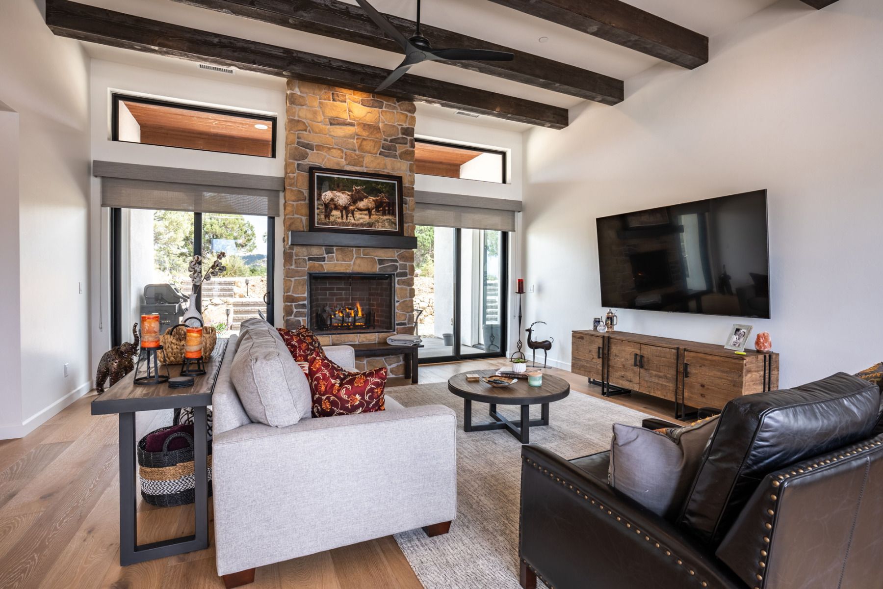 casa en Crystal Creek Builders, Inc. por Crystal Creek Builders, Inc.