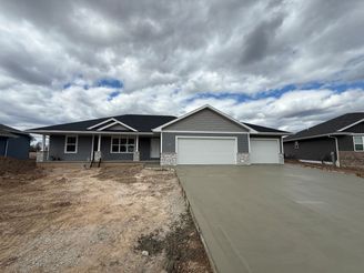 1704 Betty Jean Lane Lot 142 (Plan Unknown)