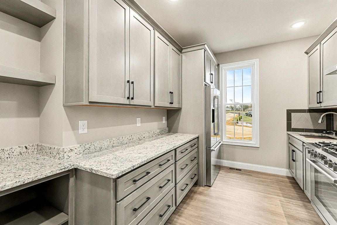 casa en The Bold Company por The Bold Company