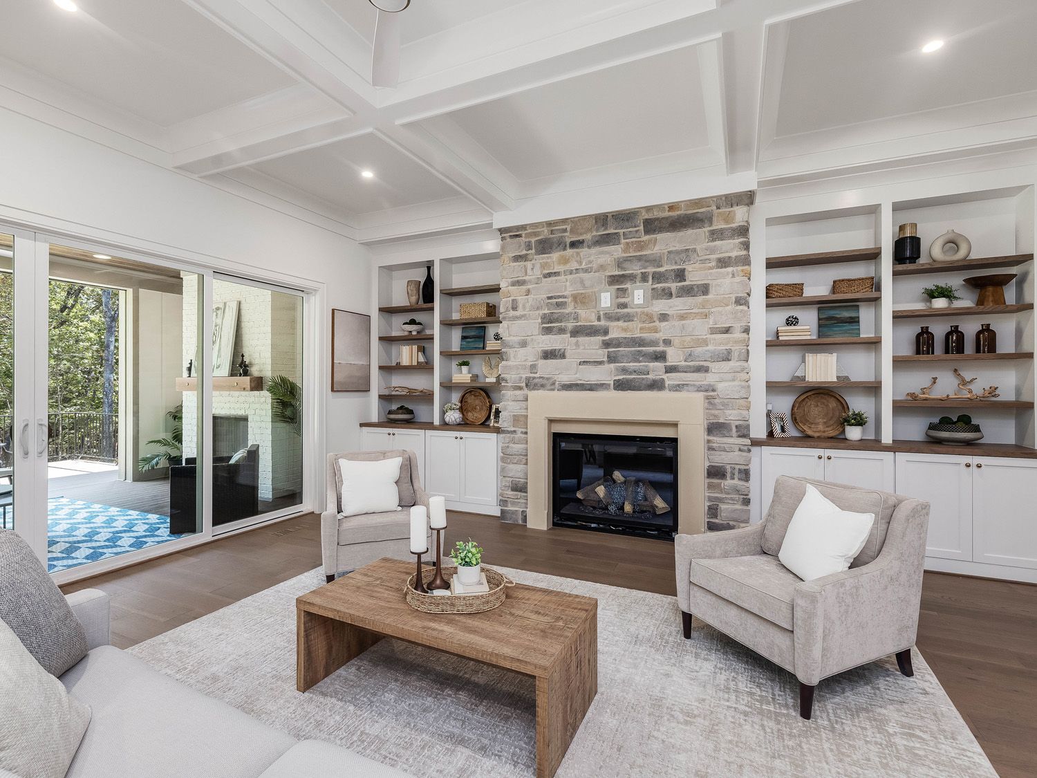Firefly Overlook At Jordan Lake por Wagoner Homes en Raleigh-Durham-Chapel Hill North Carolina